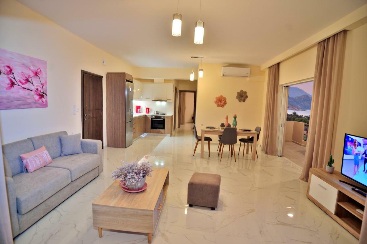 Aristea Apartment *